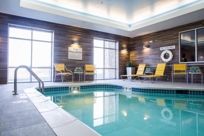 Fairfield Inn & Suites By Marriott Lincoln Southeast Экстерьер фото