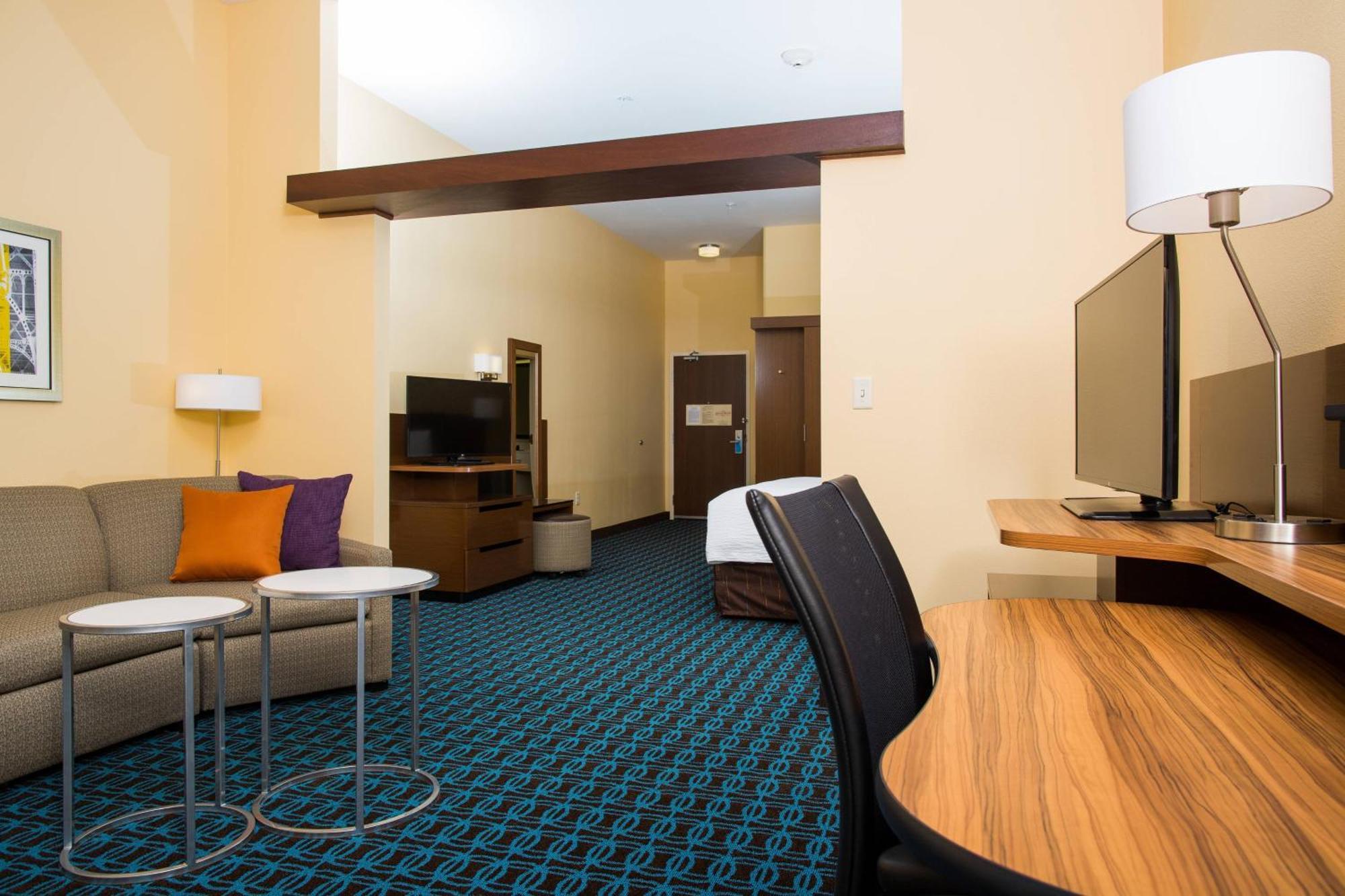 Fairfield Inn & Suites By Marriott Lincoln Southeast Экстерьер фото