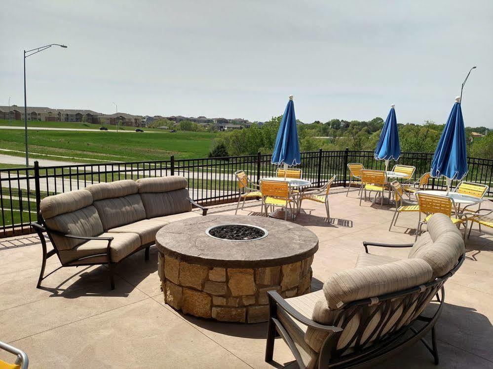 Fairfield Inn & Suites By Marriott Lincoln Southeast Экстерьер фото