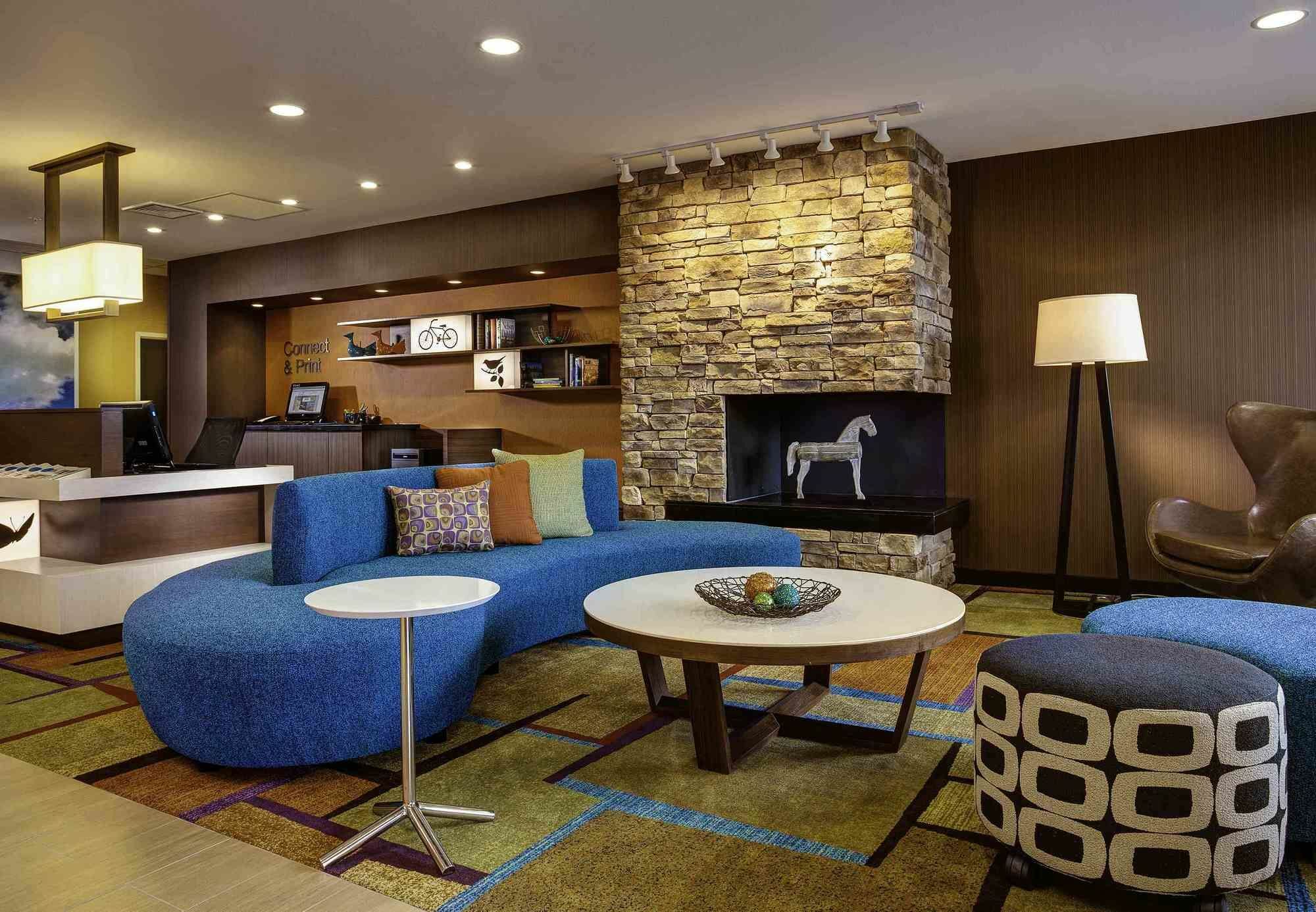 Fairfield Inn & Suites By Marriott Lincoln Southeast Экстерьер фото
